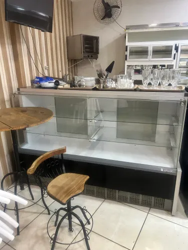 Vende se balcão seco
