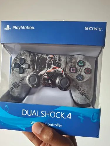 Controle de ps4 edição god of war NOVO NA CAIXA