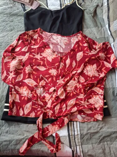 Blusas novas