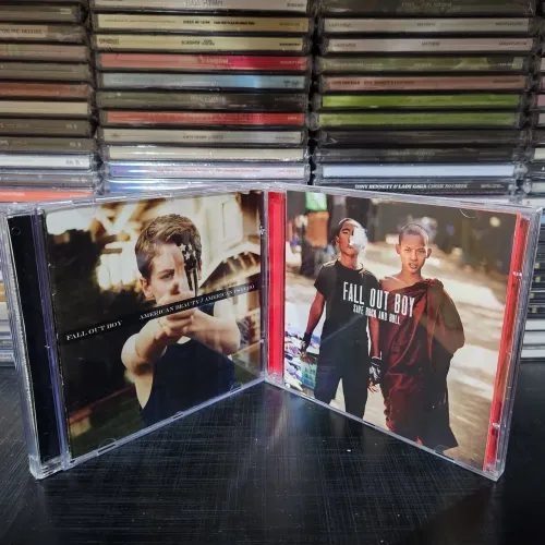 Cds fall out boy (combo) leia a descrição