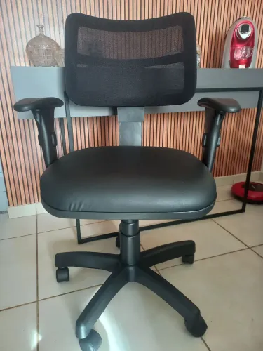 Cadeira de escritório NR 17