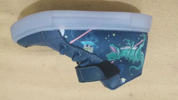 Tênis bota com led n 26