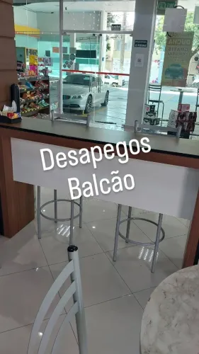 Balcao expositor comércio 