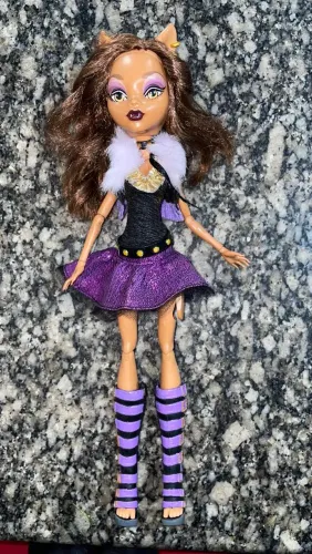 Boneca monsther High Clawdssn ghouls alive