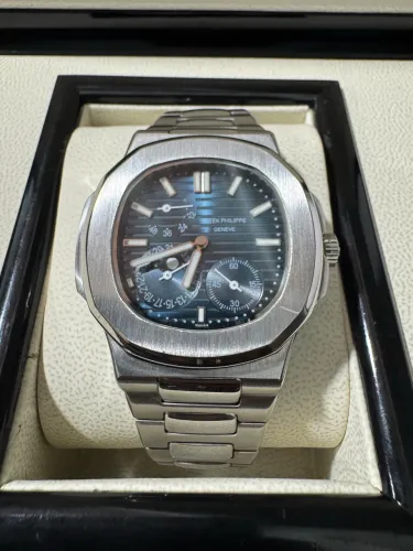 PATEK PHILIPPE NAUTILUS