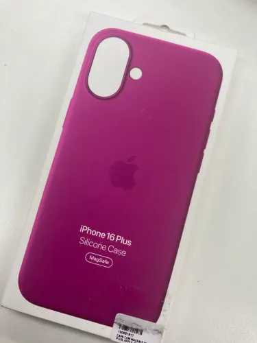 Capa Apple do iPhone 16 Plus lacrada