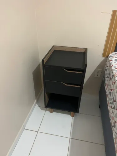 Criado mudo 2 gavetas 