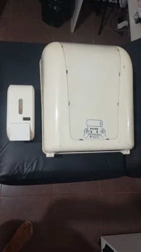 Kit papeleira e saboneteira