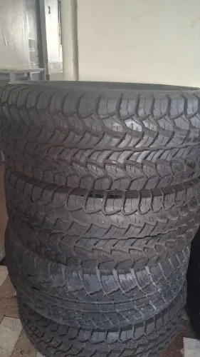 Pneu para aro 18 265/60/R18 110H