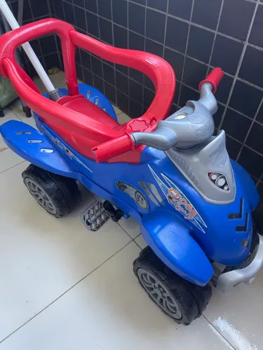 Quadriciclo infantil carrinho de passeio