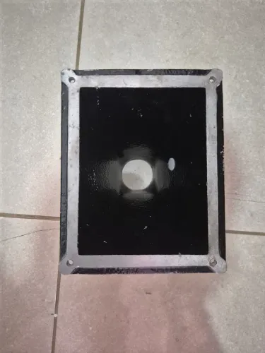 Cone quadrado para corneta 