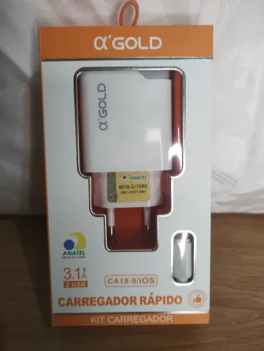 Carregador Gold 3.1A 2 Portas USB + Cabo Lightning para iPhone - Novo