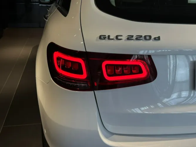 Mercedes-Benz GLC 220d 2.0 TB 4M Off-road (diesel) 2021