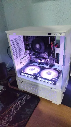 PC Gamer Recém montado Ryzen 5 3400g