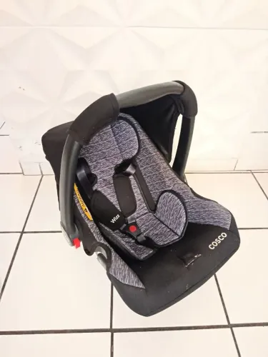 Bebê conforto Cosco 