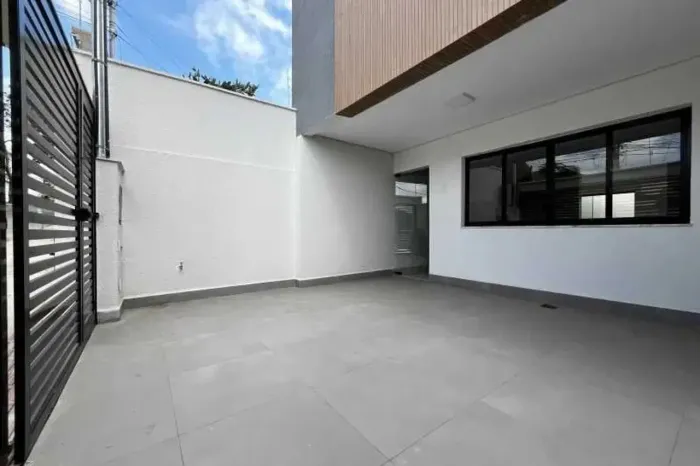 Casa com 3 dormitórios à venda, 128 m² por R$ 850.000,00 - Planalto - Belo Horizonte/MG