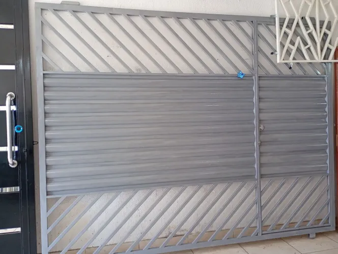 Portão de garagem a pronta entrega