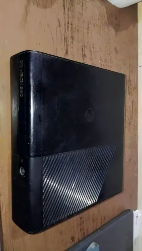 Xbox 360 Com Desbloqueio RGH 500GB | (Apenas o Console) 