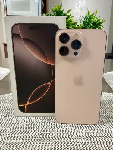 Iphone 16 pro max (T.R.O.C.A.$)