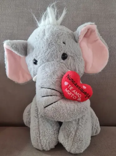 Elefante 30 cm novo pelucia te amo