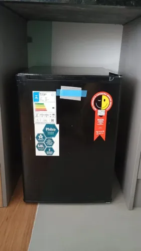 Frigobar Philco 68 Litros Preto PFG85P - 220V