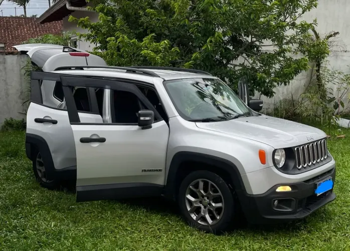 Jeep Renegade Sport 1.8 4X2 Flex 16V Mec. 2018