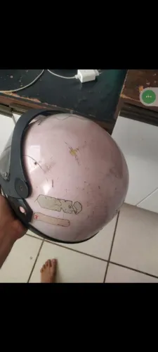 Capacete usado