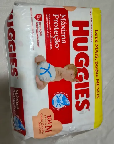 FRALDA HUGGIES TAMANHO M
