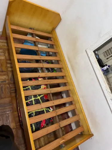 Cama solteiro madeira maciça