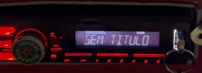 Rádio pioneer MVH