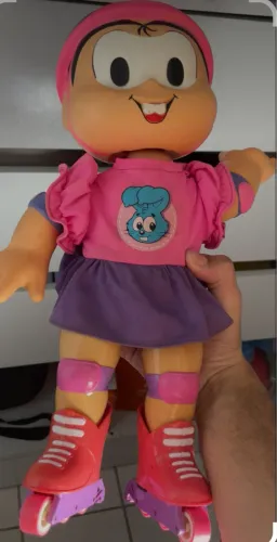 Monica Patinadora