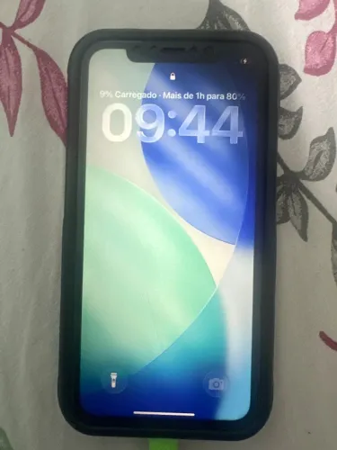 iPhone 11 Red 64 GB