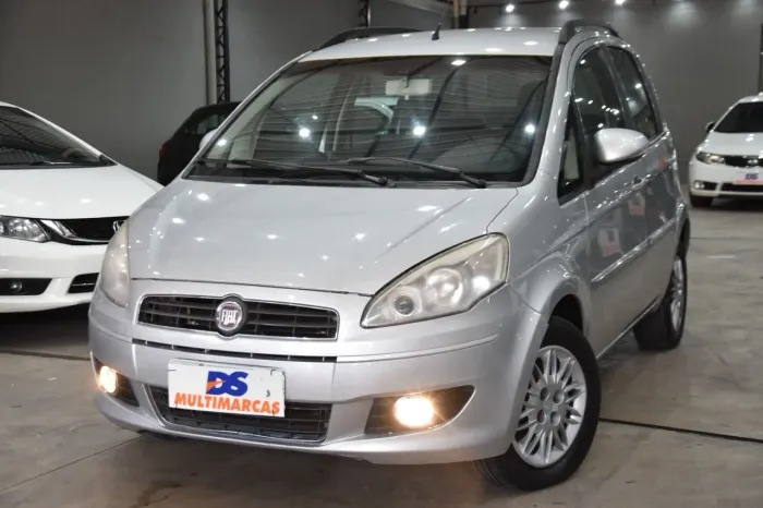 Fiat Idea Attractive 1.4 Fire Flex 8V 5P 2013