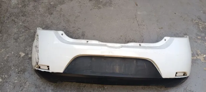Para-choque traseiro Sandero 2015