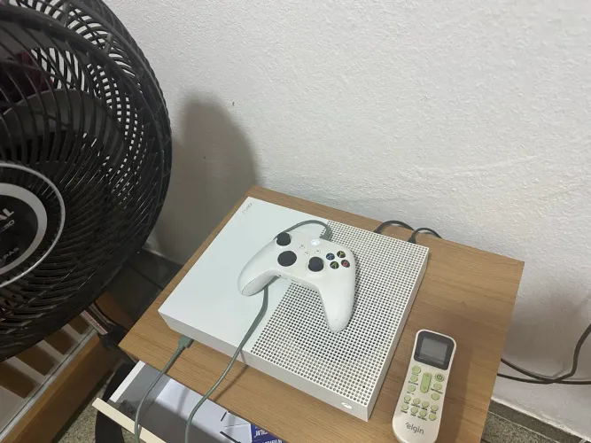 X box one s 1 Tb