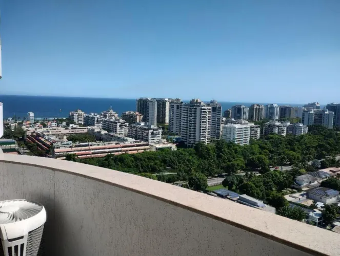 Venda- Flat com 2 suítes - Barra da tijuca - Condomínio Mediterrâneo