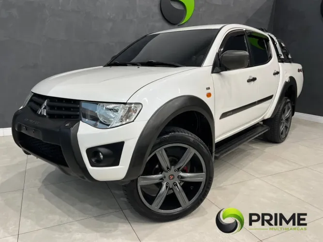 Mitsubishi L200 Triton HLS 2.4 Flex 16V CD Mec. 2017