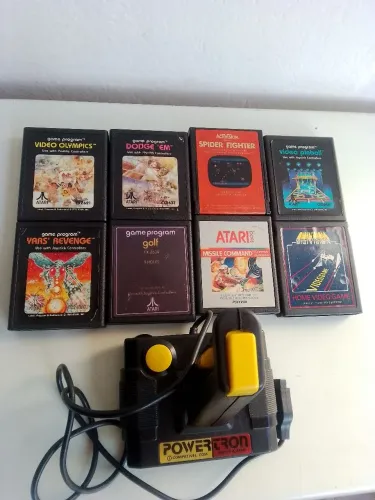 Atari lote 8 jogos mais 1 controle 
