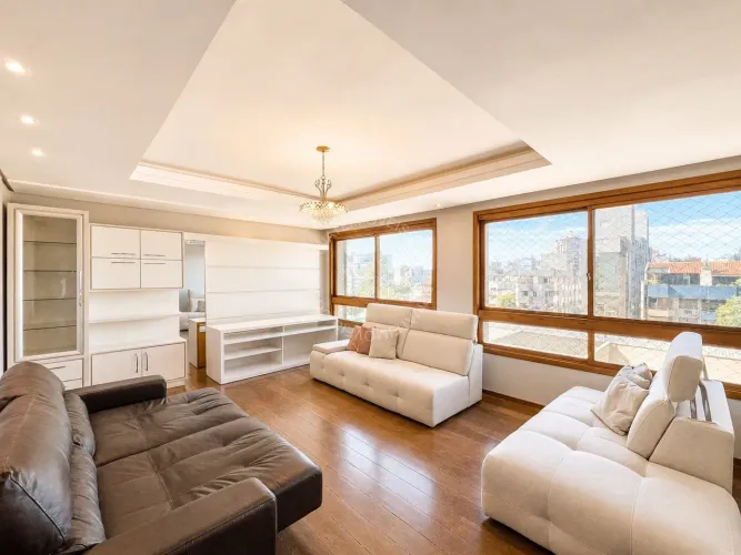 Apartamento mobiliado para alugar no Moinhos de Vento 3 quartos (1 suíte)