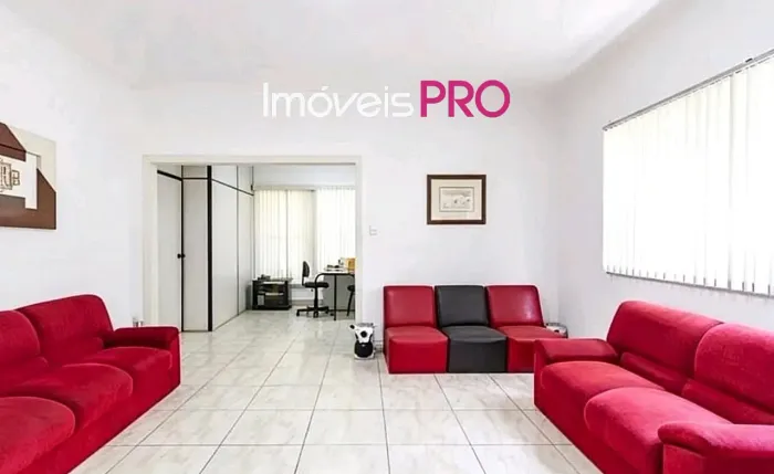 Excelente casa para uso comercial
