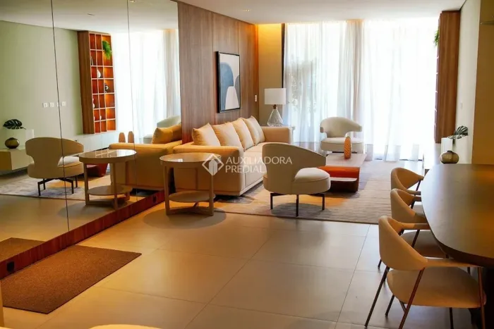 EXCELENTE APARTAMENTO DECORADO COM 3 SUÍTES COM 162 M2 PRIVATIVOS NO HUGO LANGE!!!