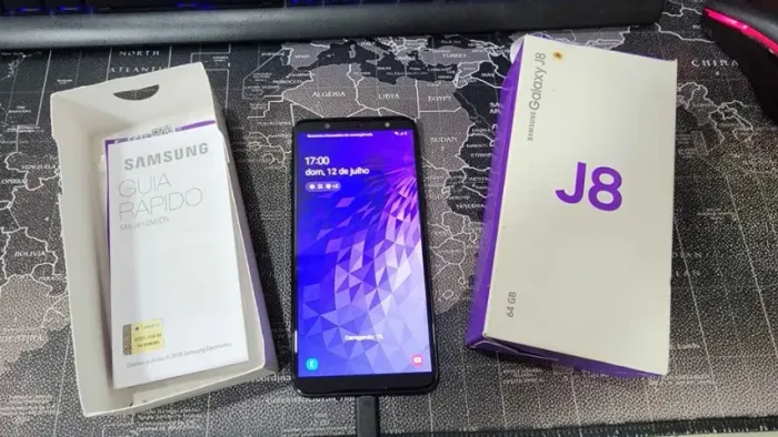 Samsung Galaxy J8 64GB - Funciona 100% - Com Carregador e Caixa
