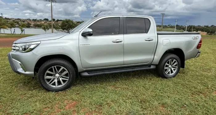 Toyota Hilux CD SRX 4X4 2.8 TDI 16V Diesel Aut. 2018