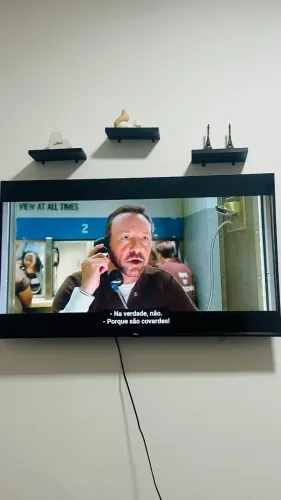 Televisão TCL 43 polegadas com Google assistent, Bluetooth e comando por voz!