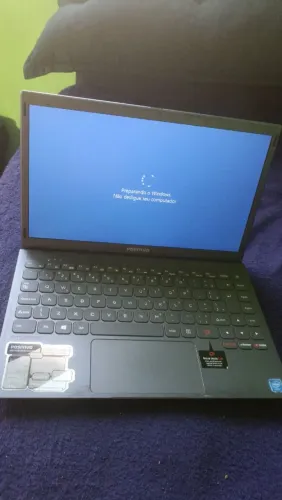 Vendo notebook semi-novo 