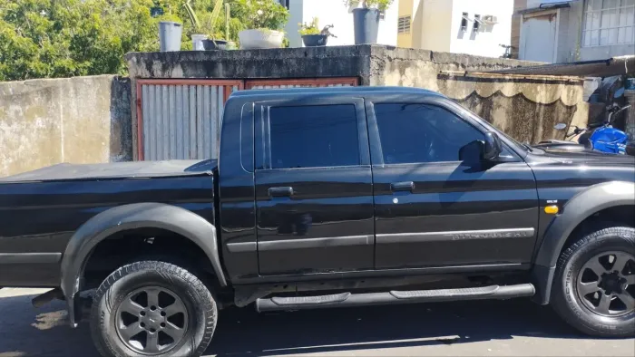 Mitsubishi L200 Outdoor GLS 2.5 4X4 CD TDI Diesel 2010