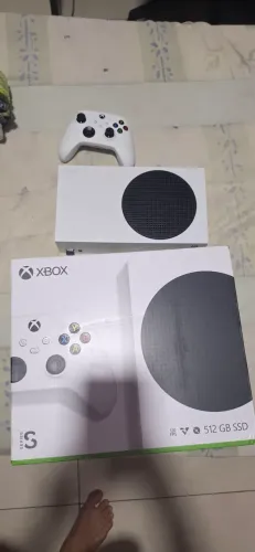 Vendo xbox serie S zerado