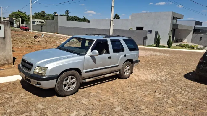 Chevrolet S10 Blazer DLX 2.8 4X4 TB Interc. Diesel 2002