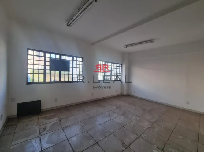 Casa para aluguel com 120 m² em Centro, Bauru - SP
