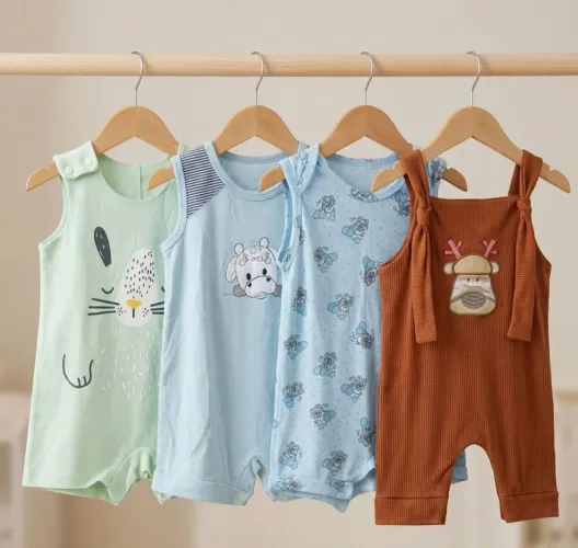 Roupas infantis 
